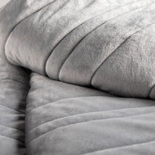 Load image into Gallery viewer, Weighted Blankets - The Mattress Experts - Cayman Islands