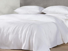 Load image into Gallery viewer, Cascade Organic Matelassé Blanket - The Mattress Experts - Cayman Islands, linens, linen, sheets, sheet sets, organic, Cayman, Grand Cayman, Mattress, mattresses, matress, matresses, matress experts, mattress expert, mattress experts, Mattress Gallery, blankets, duvets, comforters, blanket, organic, pillow, pillows, linen, linens, sheets, sheet sets, bedding, tempurpedic, platform beds, coyuchi