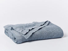 Load image into Gallery viewer, Reyes Organic Waffle Blankets - The Mattress Experts - Cayman Islands