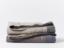 Load image into Gallery viewer, Mojave Organic Linen Throw - The Mattress Experts - Cayman Islands, linens, linen, sheets, sheet sets, organic, Cayman, Grand Cayman, Mattress, mattresses, matress, matresses, matress experts, mattress expert, mattress experts, Mattress Gallery, blankets, duvets, comforters, blanket, organic, pillow, pillows, linen, linens, sheets, sheet sets, bedding, tempurpedic, platform beds, coyuchi