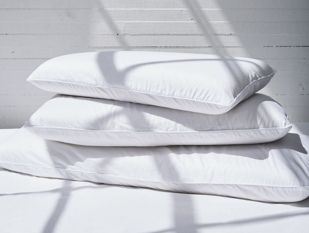 Organic Latex Molded Pillow Alpine White